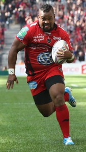 MARSEILLE, FRANCE - APRIL 27: Steffon Armitage of Toulon runs with the ball during the Heineken Cup semi final match between Toulon and Munster at the Stade Velodrome on April 27, 2014 in Marseille, France. (Photo by David Rogers/Getty Images)